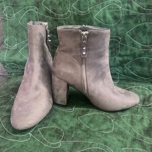 Nine West grey ankle boots 9 1/2 M